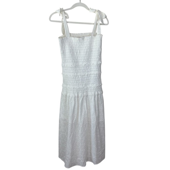 ASTR The Label Size Small Tess Dress In White Eyelet Smocked Midi Maxi Bridal - Picture 6 of 11